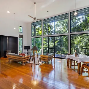 pethers-rainforest-retreat.queenslandhotels.net/